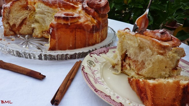 Zimtschneckenkuchen mit weisser Schokolade (21)