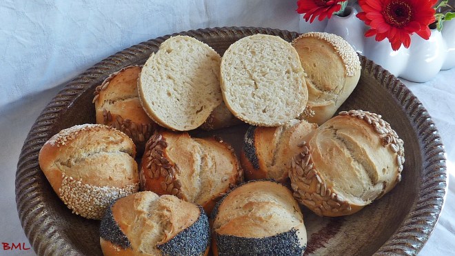 Weizen-Dinkelbrötchen (22)