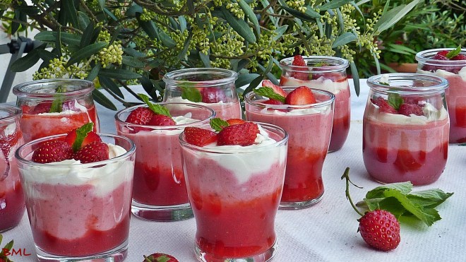 Erdbeer-Mascarpone-Dessert (9)