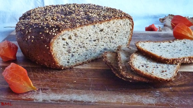 brot-mit-gerostetem-sesam-12