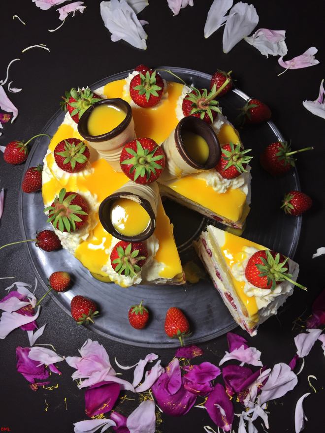 Erdbeer-Eierlikörtorte (44)