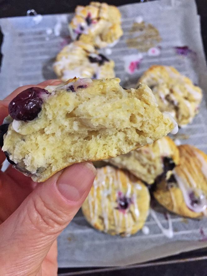 Heidelbeerscones (12)