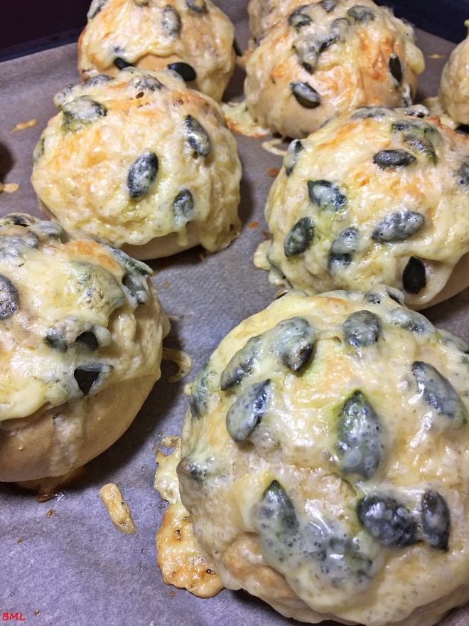 Käsebrötchen (14)