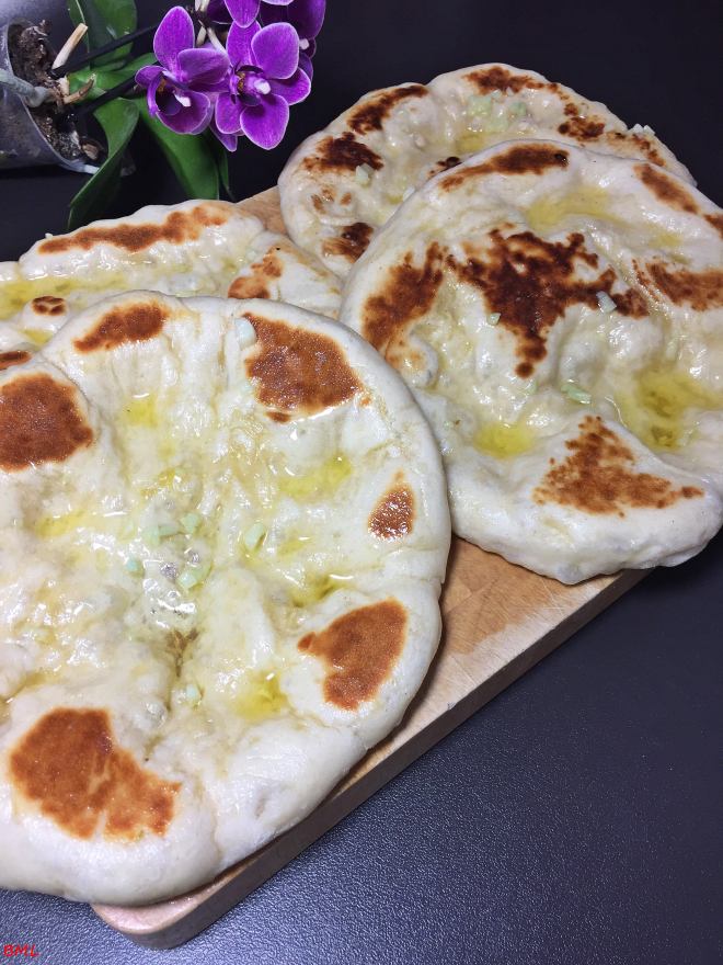 Naan (3)