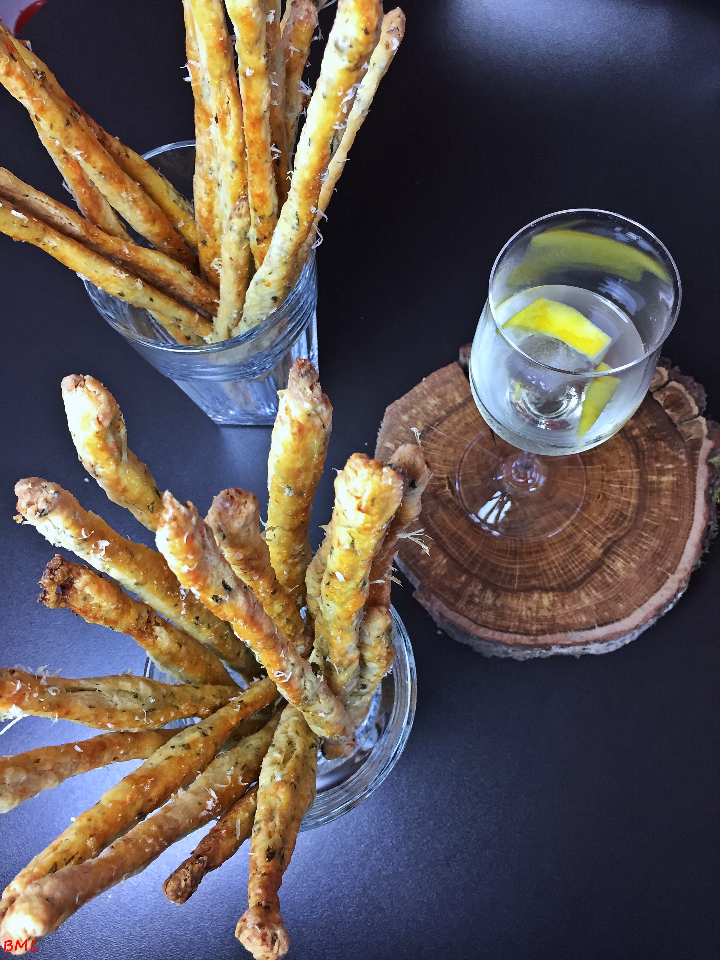 Wildkräuter-Käsestangen…einfach lecker | Backen mit Leidenschaft Wildkräuter-Käsestangen…einfach lecker | Backen mit Leidenschaft