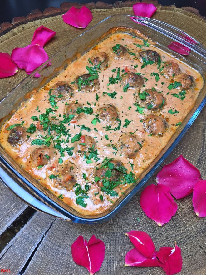 Hackbällchen in Joghurtsauce (11)