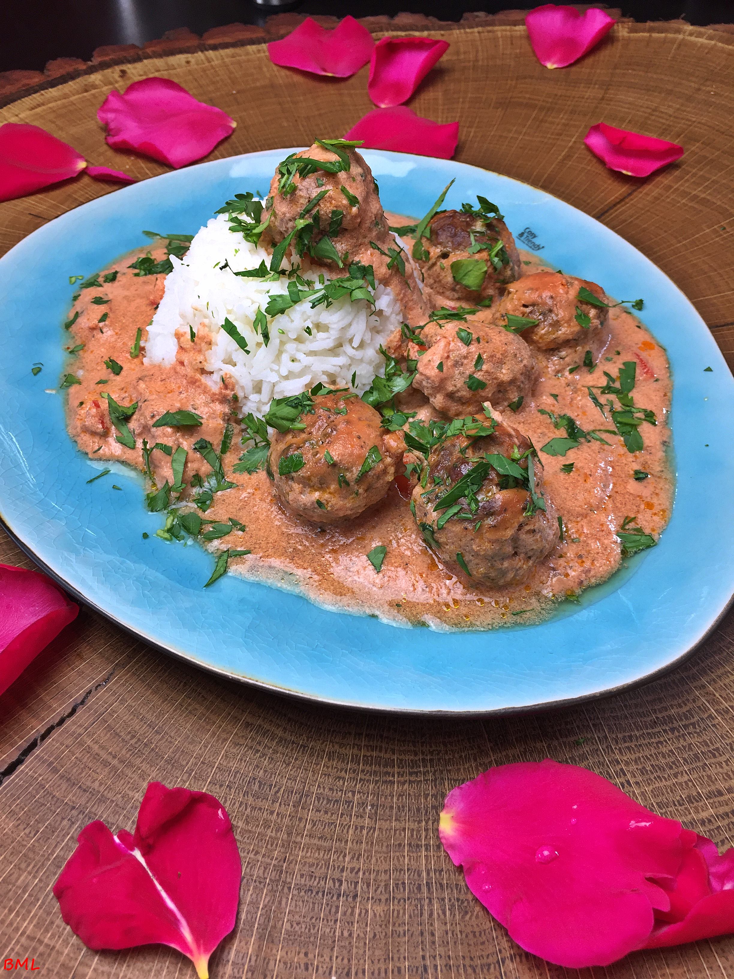 Hackbällchen in Tomaten-Joghurt-Sauce | Backen mit Leidenschaft Hackbällchen in Tomaten-Joghurt-Sauce | Backen mit Leidenschaft