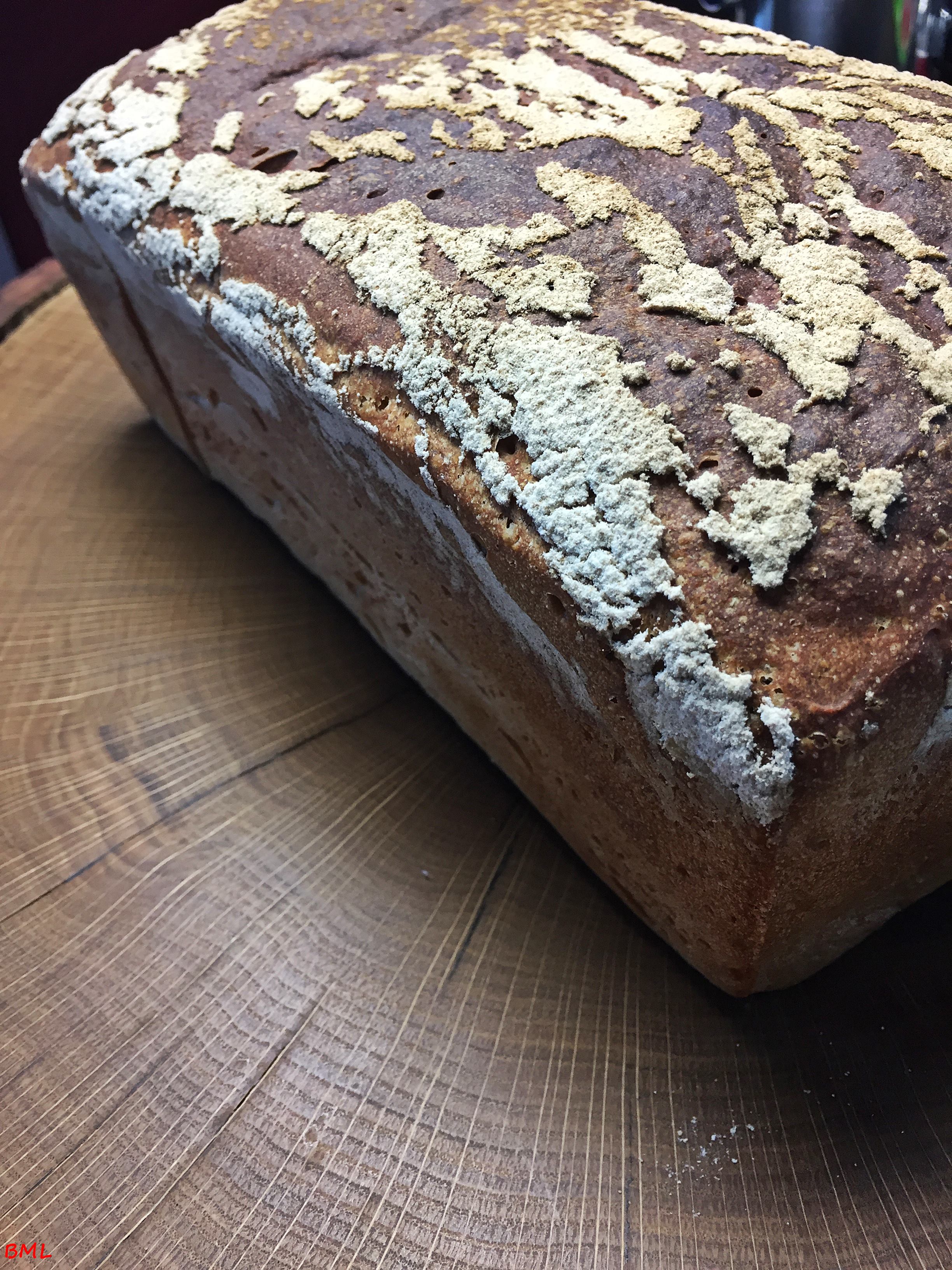 Weizenmischbrot mit Sauerteig aus dem Kasten | Backen mit Leidenschaft Weizenmischbrot mit Sauerteig aus dem Kasten | Backen mit Leidenschaft