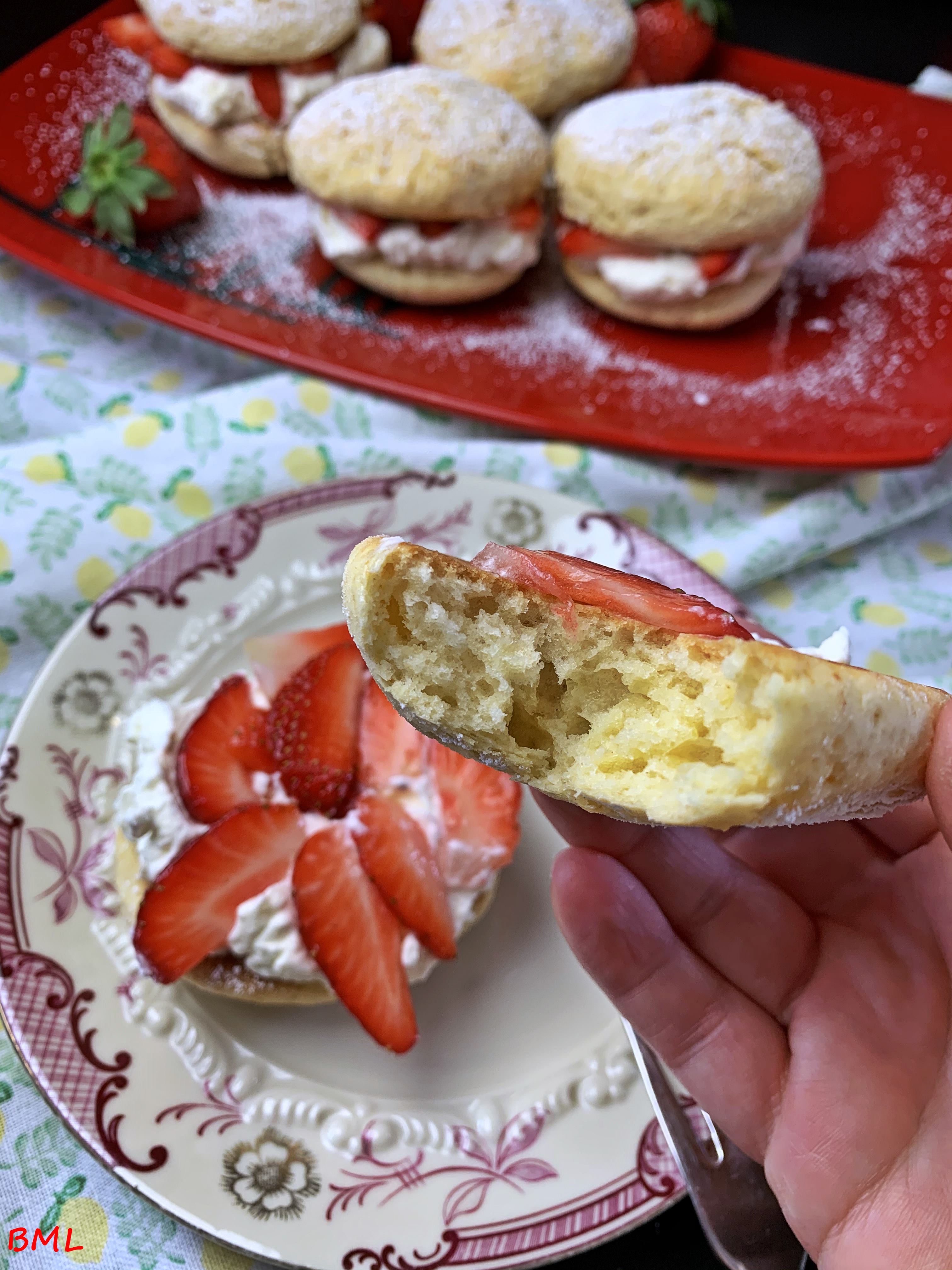 Shortcake mit Sahne und Erdbeeren…schnell zubereitet und noch schneller ...
