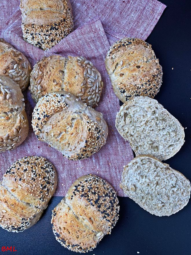 Saatenbrötchen (4)