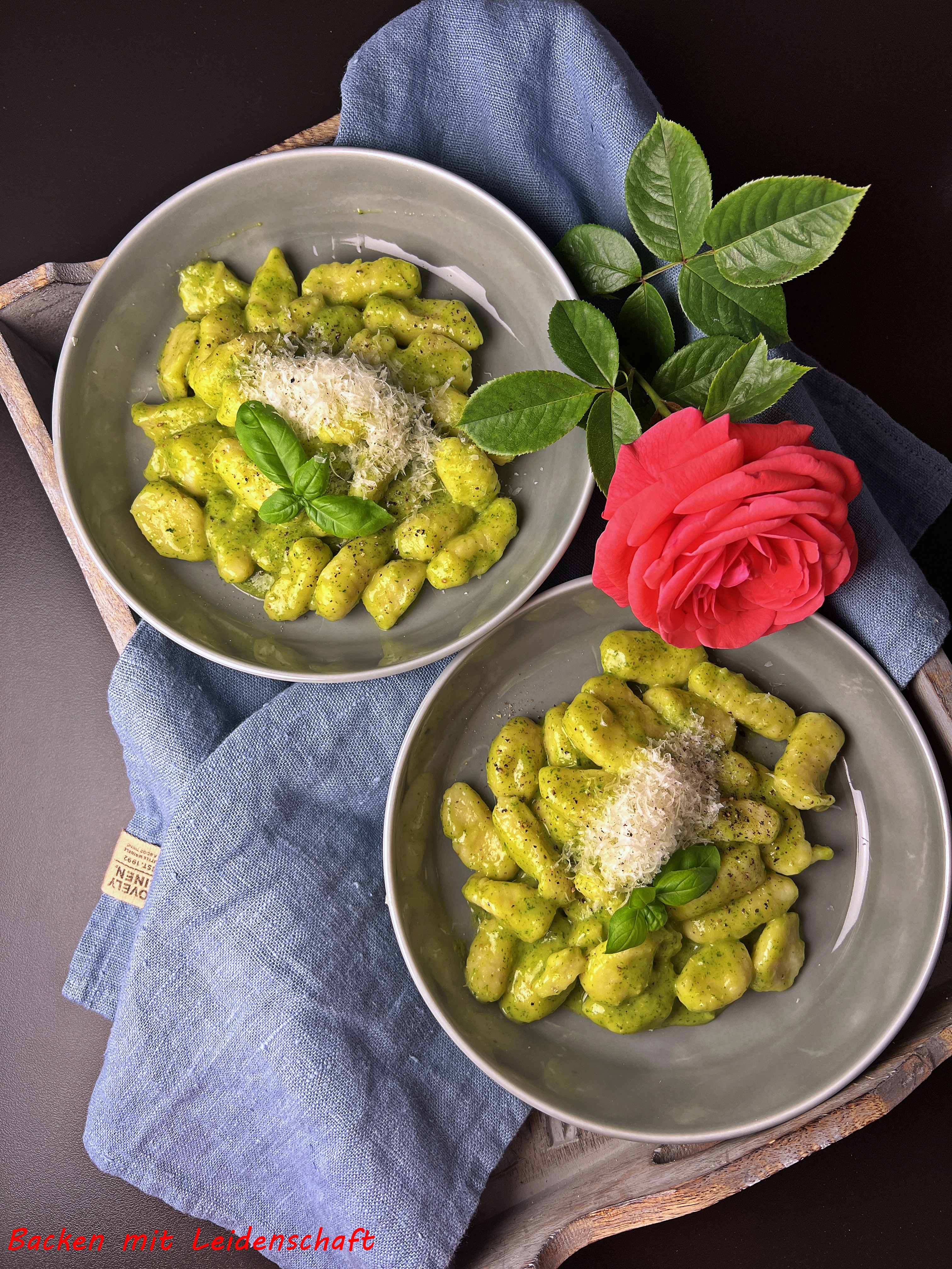 Gnocchi mit Pesto (2)
