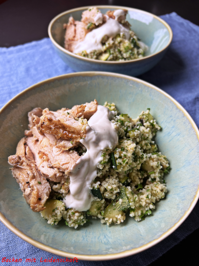TahinHähnchen, saftiges Hähnchen auf Couscous nach Jamie Oliver
