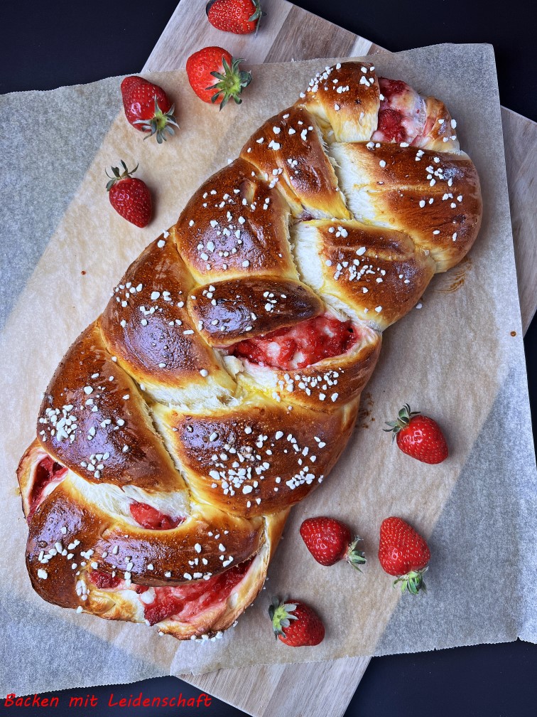 Erdbeer-Zopf 1