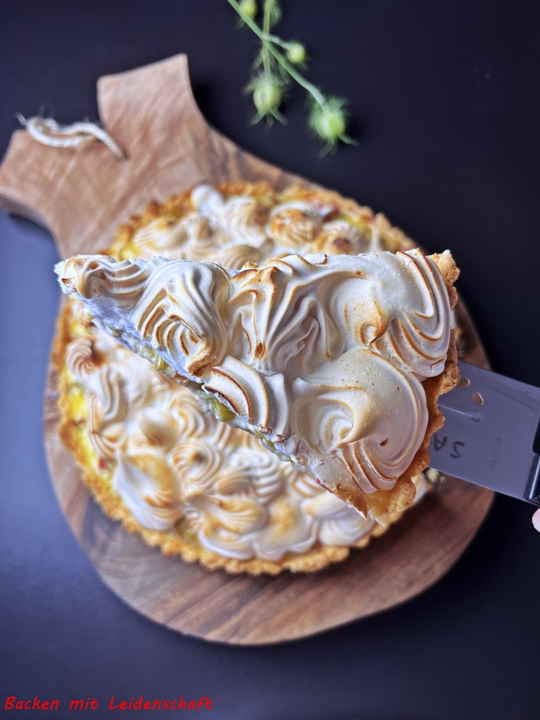 Rhabarberkuchen Meringue 3